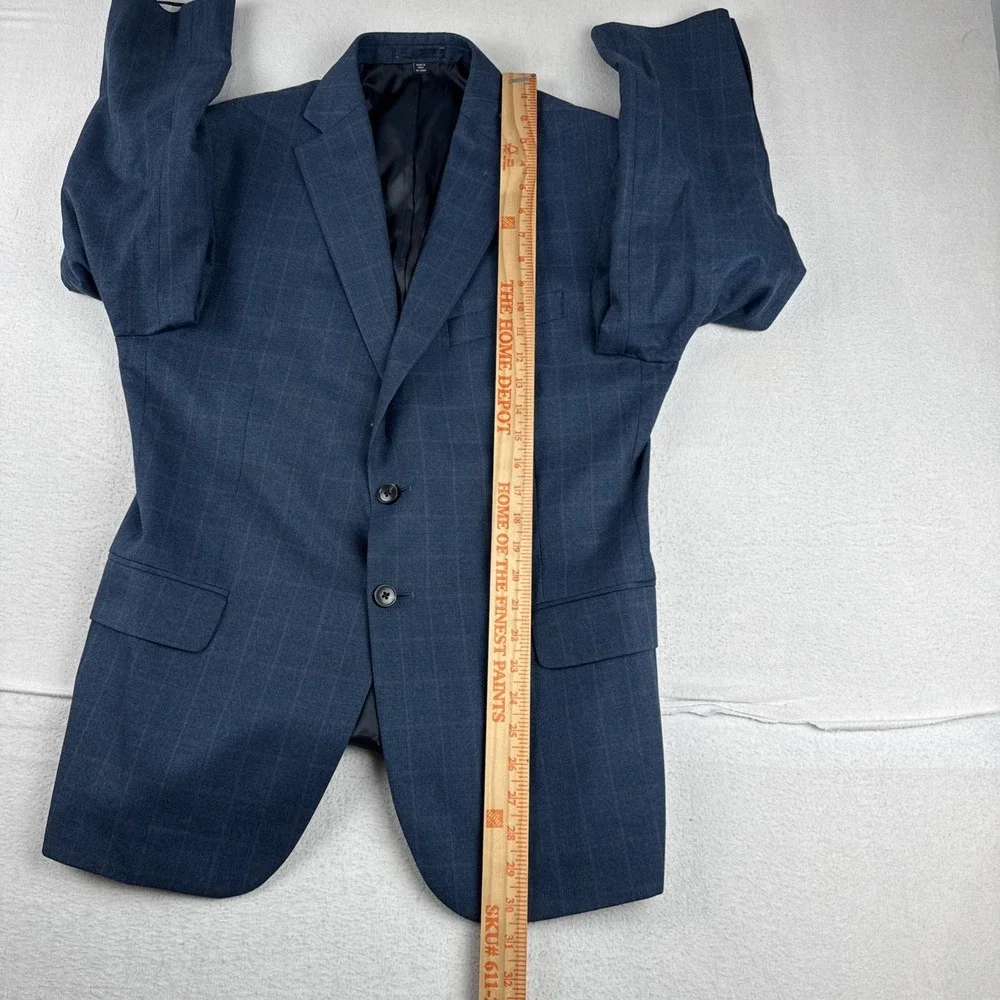 Jos A Bank Navy Mens Windowpane Sport Coat Tailored fit, fits 40R lightweight